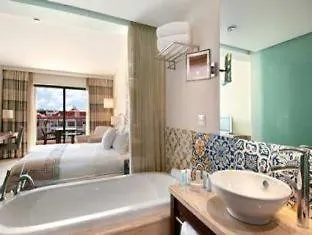 Hotel As Cascatas Golf & 5*